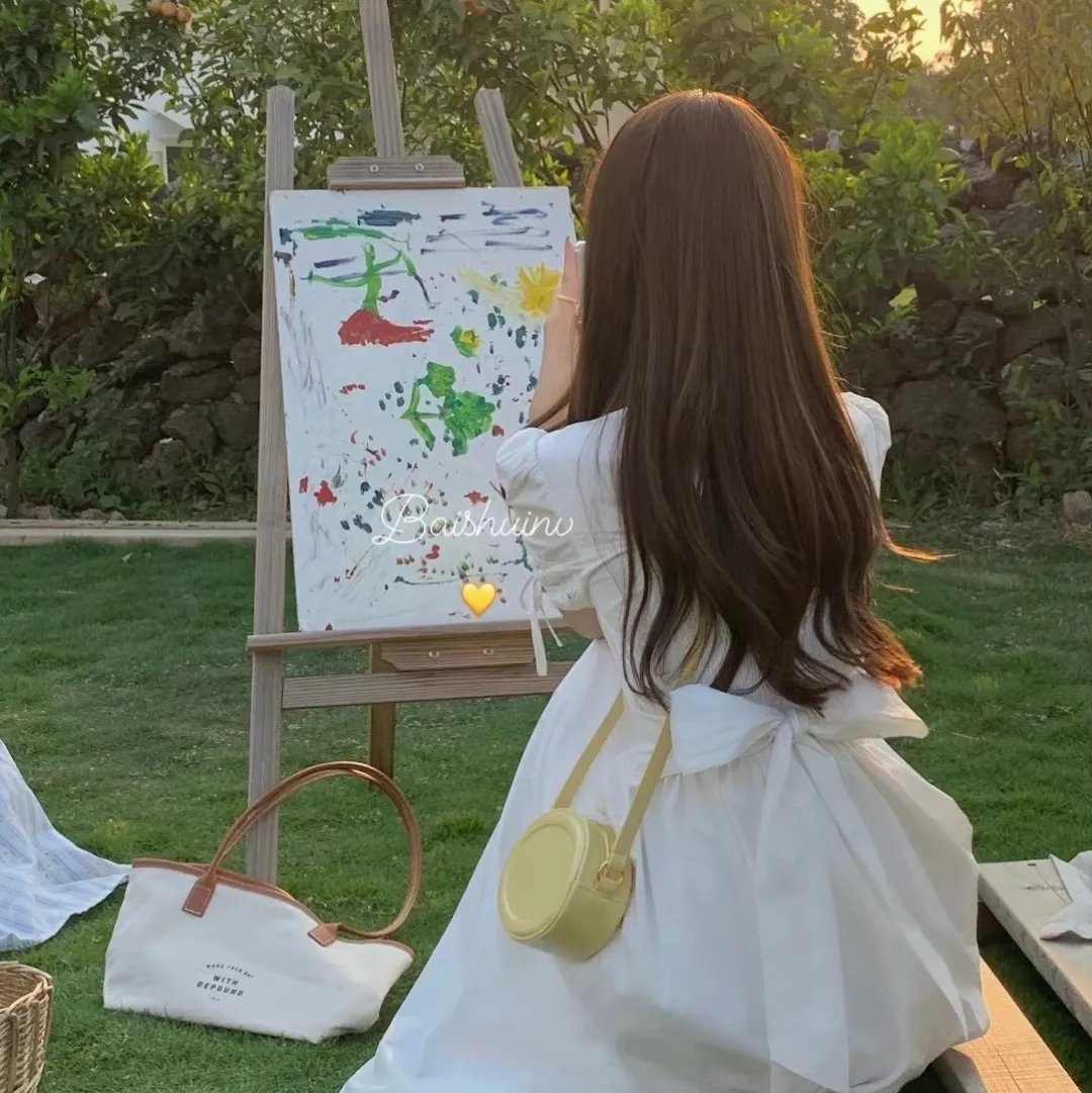 追梦的黎族女娃娃